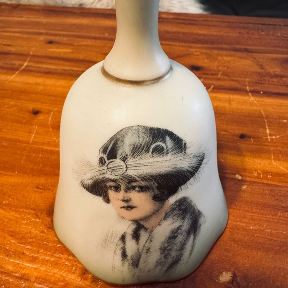 Vintage White Decorative Bell with Lady Portrait - Picture 2 of 5